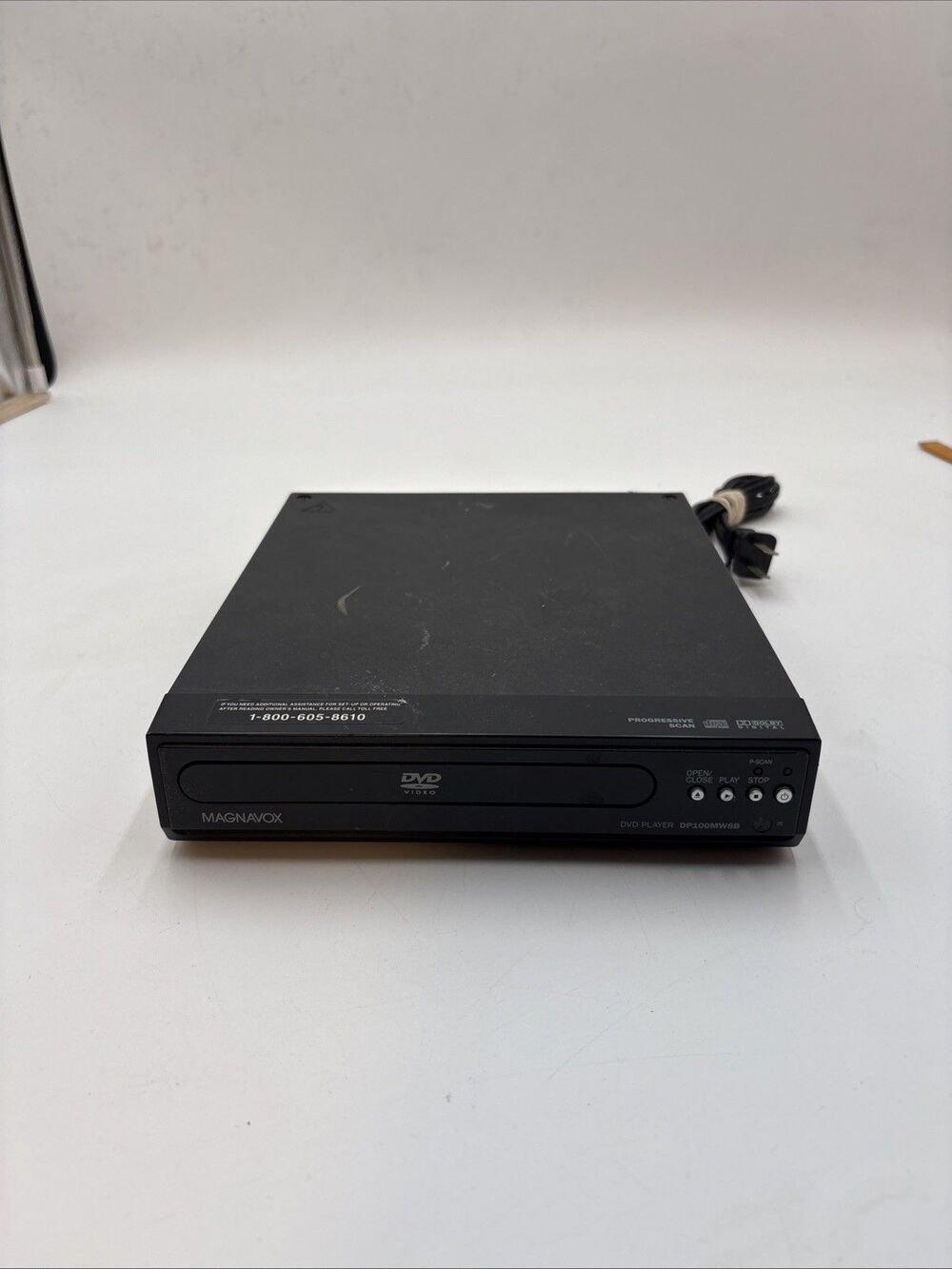 Magnavox DP100MW8B Progressive Scan DVD Player, Black, Composite RCA untested